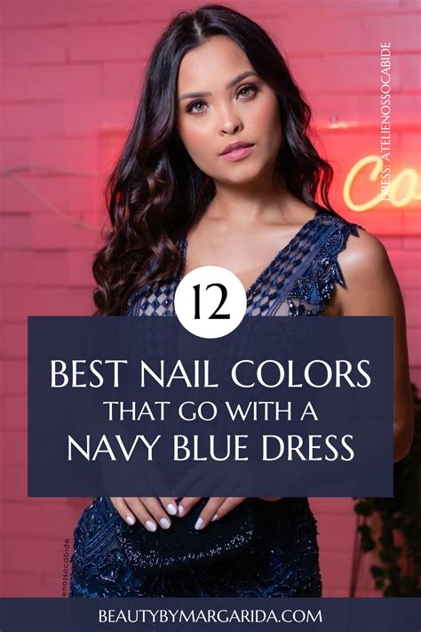 nails for navy blue dress.